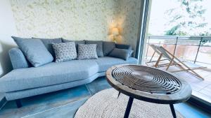 Voiron centre, grande terrasse, parking, calme