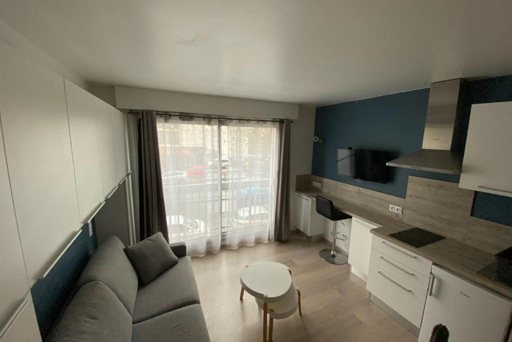 Appartement Voyages & Déplacements - Appartement Moderne - Calme et Chaleureux 196 avenue de grammont 37000 Tours