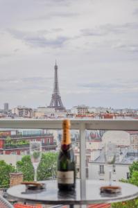 Vue exceptionnelle sur la tour Eiffel