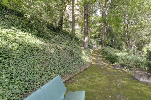 Vue exeptionnelle 15 à min pied de Fourvière & Vieux Lyon avec parking privé