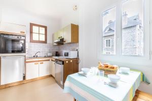 Vue imprenable sur la mer pour sept personnes a Pleneuf-Val-Andre
