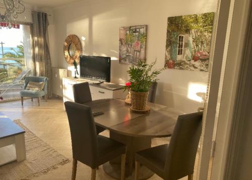 Appartement Appartement vue mer 13 Boulevard de la Mer Cannes