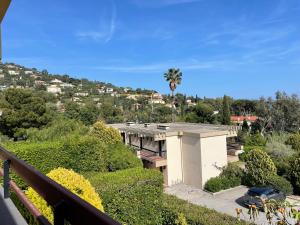 Appartement VUE MER 200M PLAGE AIGUEBELLE APP/4P 1CH/2P GARAGE 1100 Avenue du Levant 83980 Le Lavandou Provence-Alpes-Côte d\'Azur