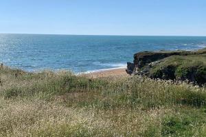 vue mer, 6 personnes, corniche, proche st Gilles