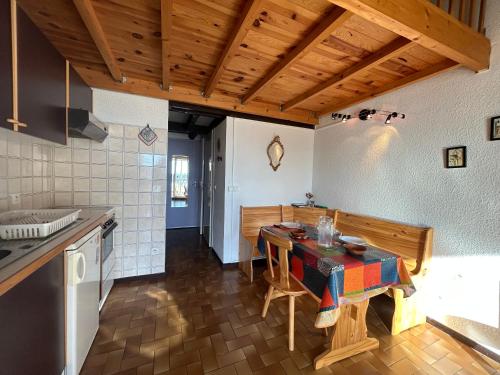 Vue mer appartement 4 personnes piscine et tennis 4JM129