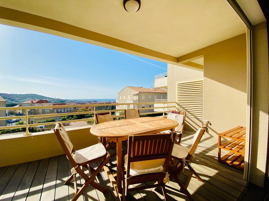 Vue mer exceptionnelle sur plage du midi - 2 chambres