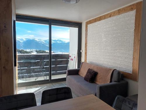 Appartement vue montagne Égat france