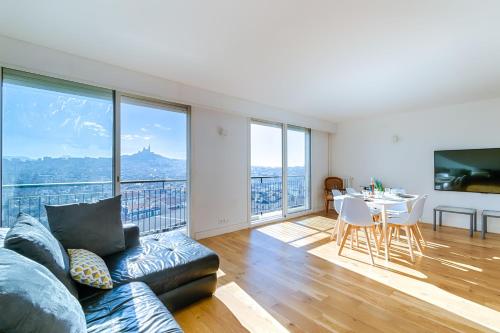 Vue Panoramique 360 sur tout Marseille - Air Rental