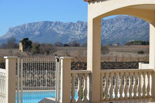 Vue Sainte Victoire, proche Aix-en-Provence