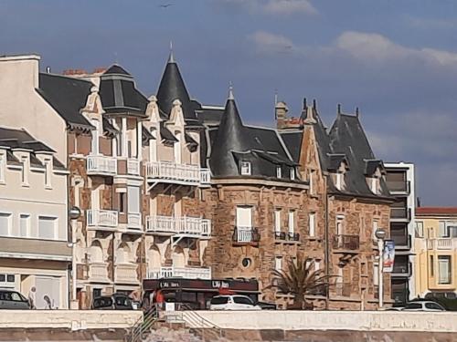 Appartement Appartement Vue Sur Mer 5 Rue Guynemer Les Sables dʼOlonne