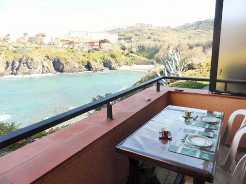 Appartement Appartement - Vue sur Mer Roches Bleues - 2RB38A Résidence Les Roches bleues Route de Port-Vendres Collioure