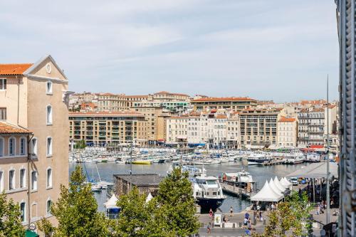 Vue Vieux-Port et Notre Dame, Atypique, Calme, Clim, T2 Chic,Accès avec code