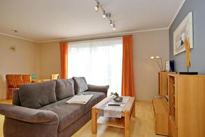 Waldstraße 9 Wohnung 02