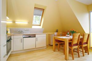 Waldstraße 9 Wohnung 03