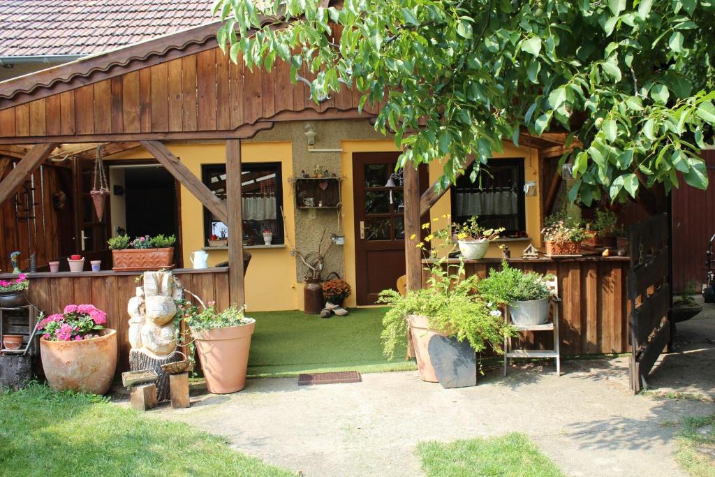 Appartement Walnußhof Am Wald 8 03096 Schmogrow