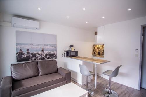 Warm 24m with garden and terrace
