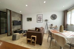 Warm apartment - a real coup de coeur in the Hyper Centre of Tours!
