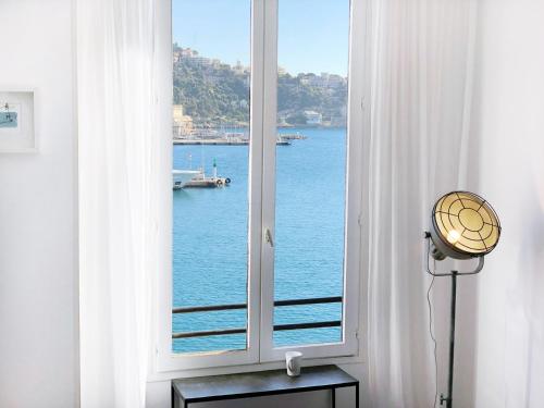 Waterfront panoramic sea view, balcony, AC