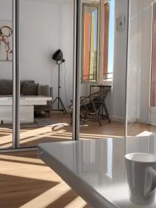 Waterfront panoramic sea view, balcony, AC