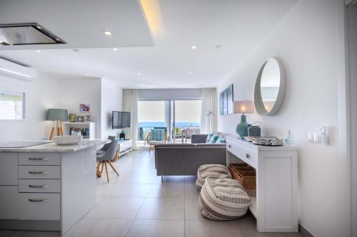 Waterside 3 Bedroom Sea view