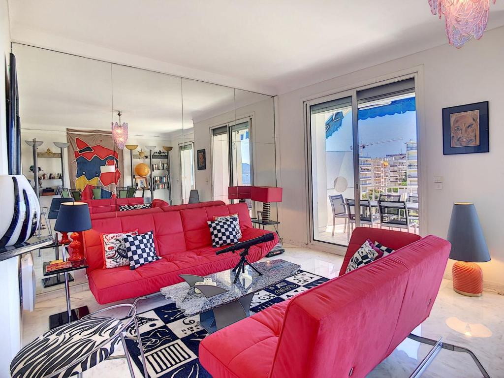 Wdf 2 bedrooms locate at the tip of the Croisette 91 Boulevard de la Croisette, 06400 Cannes