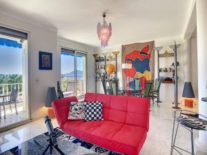 Wdf 2 bedrooms locate at the tip of the Croisette