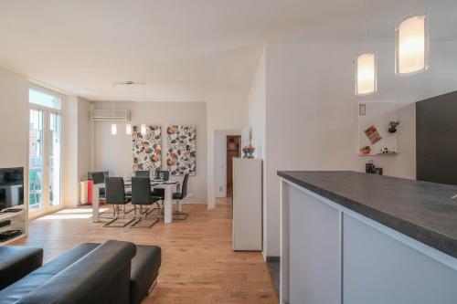 Wdf 3 bedrooms heart of Cannes!!