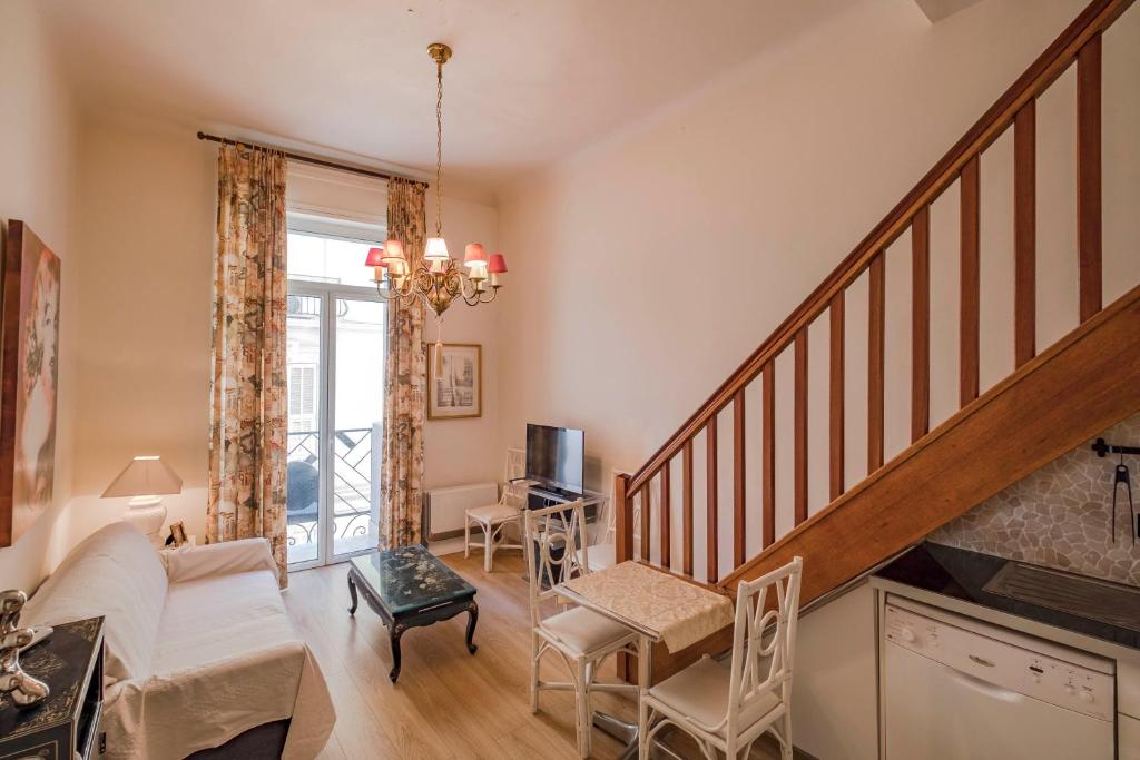 Appartement Wdf duplex one bedroom 2min walk to Palais 21 Rue des États-Unis 06400 Cannes