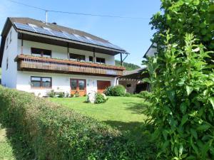 Appartement Weingut Hirschen Enkircherweg Enkirchenweg 15 56843 Burg an der Mosel Rhénanie-Palatinat