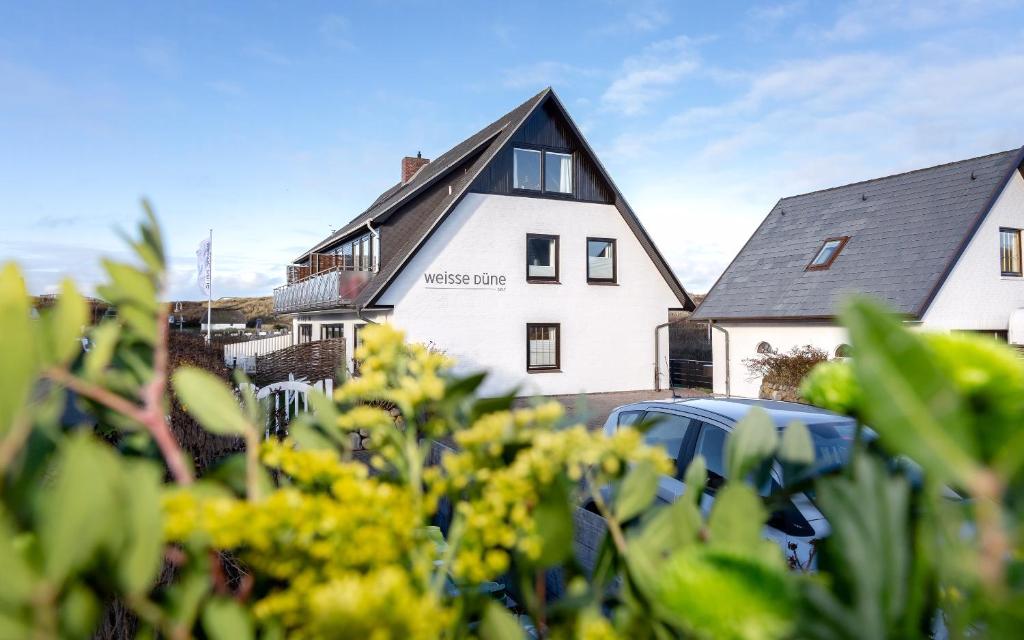 Weisse Düne - West 24 Berthin-Bleeg-Straße, 25996 Wenningstedt