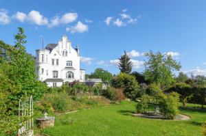 WeisseVilla Friedrichsbrunn Fewo SOLIDE