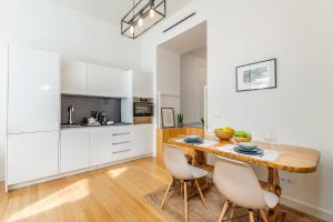 Welcome Aliados a Noble apartment in City Heart