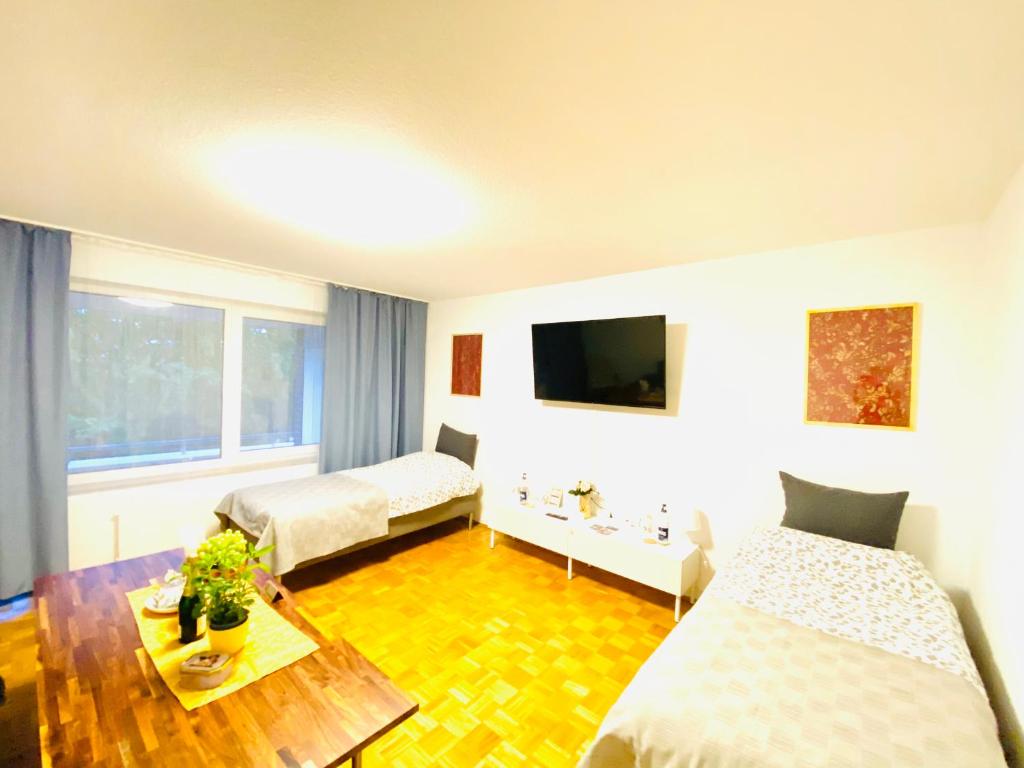 Welcome to Messe!!-Apartment&Balcony Wülferoder Straße 50, 30880 Hanovre