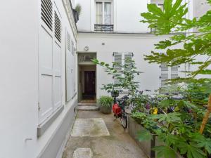 Welkeys - Crozatier Apartment