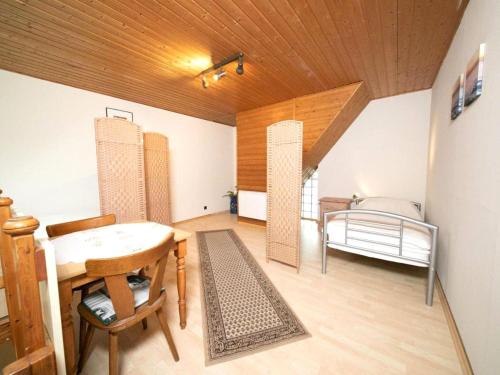 Well kept Holiday Home in J chen on Paardenboerderij