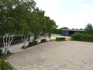 Well kept Holiday Home in J chen on Paardenboerderij