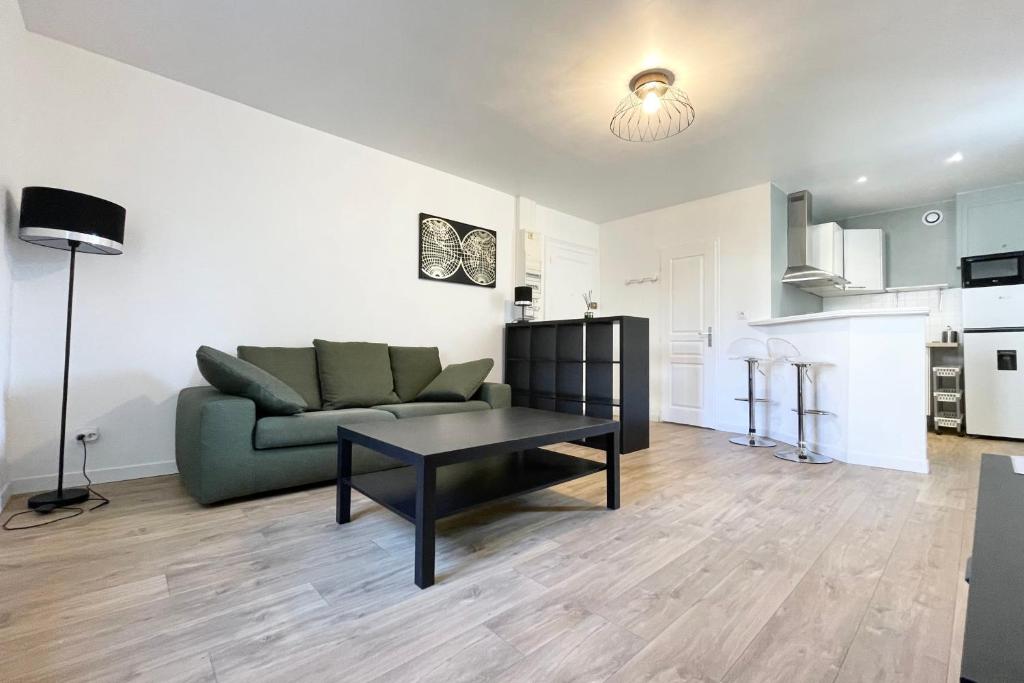 Whg_ 2B_ Hoeoeg Hues 25980 Wenningstedt