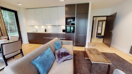 White Pearl Apartment 0.07
