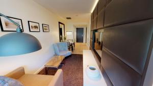 White Pearl Apartment 1.15