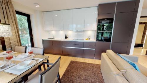 White Pearl Apartment 2.07