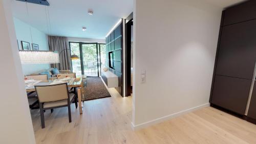 White Pearl Apartment 2.09