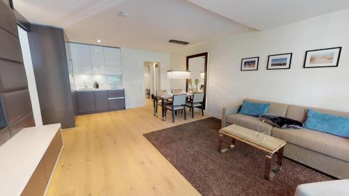 White Pearl Apartment 2.11