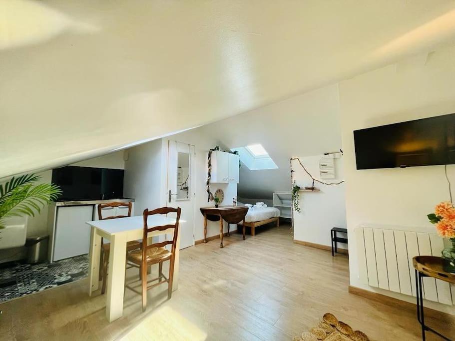 WHome | 270º Panoramic View Premium Apartment