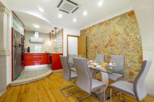 WHome | Alfama Deluxe Apartment