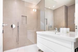WHome | CSA18 Luxury Design Apartment
