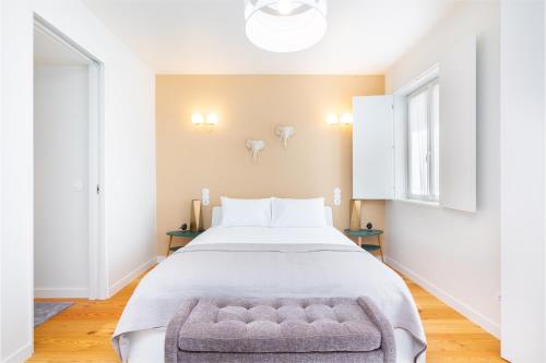 WHome | CSA18 Premium Design Apartment