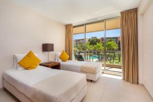 WHome Family Holidays in Salgados w S-pool & Garden
