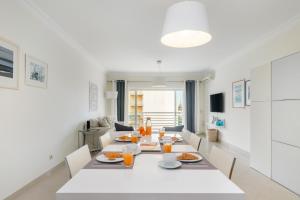 WHome Family Holidays w/ S-Pool, AC, Elevator & Garage