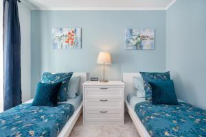 WHome Premium Family Apartment w/ Lift, AC & Barbecue
