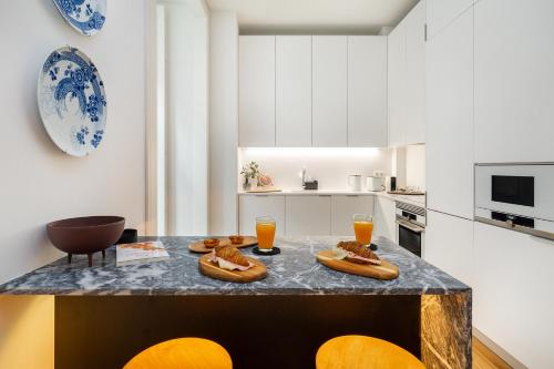 WHome Prime Location Contemporary Luxury Apartment w/ AC & Elevator